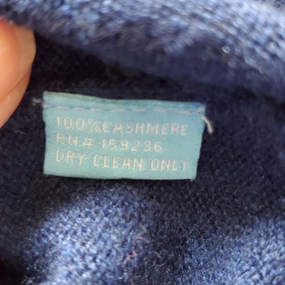 J. McLaughlin Blue 100% Cashmere Cardigan Sweater.  Size 8 - Picture 7 of 7